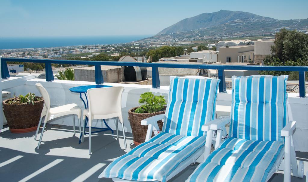 Petini'S Place Fira  Exterior photo